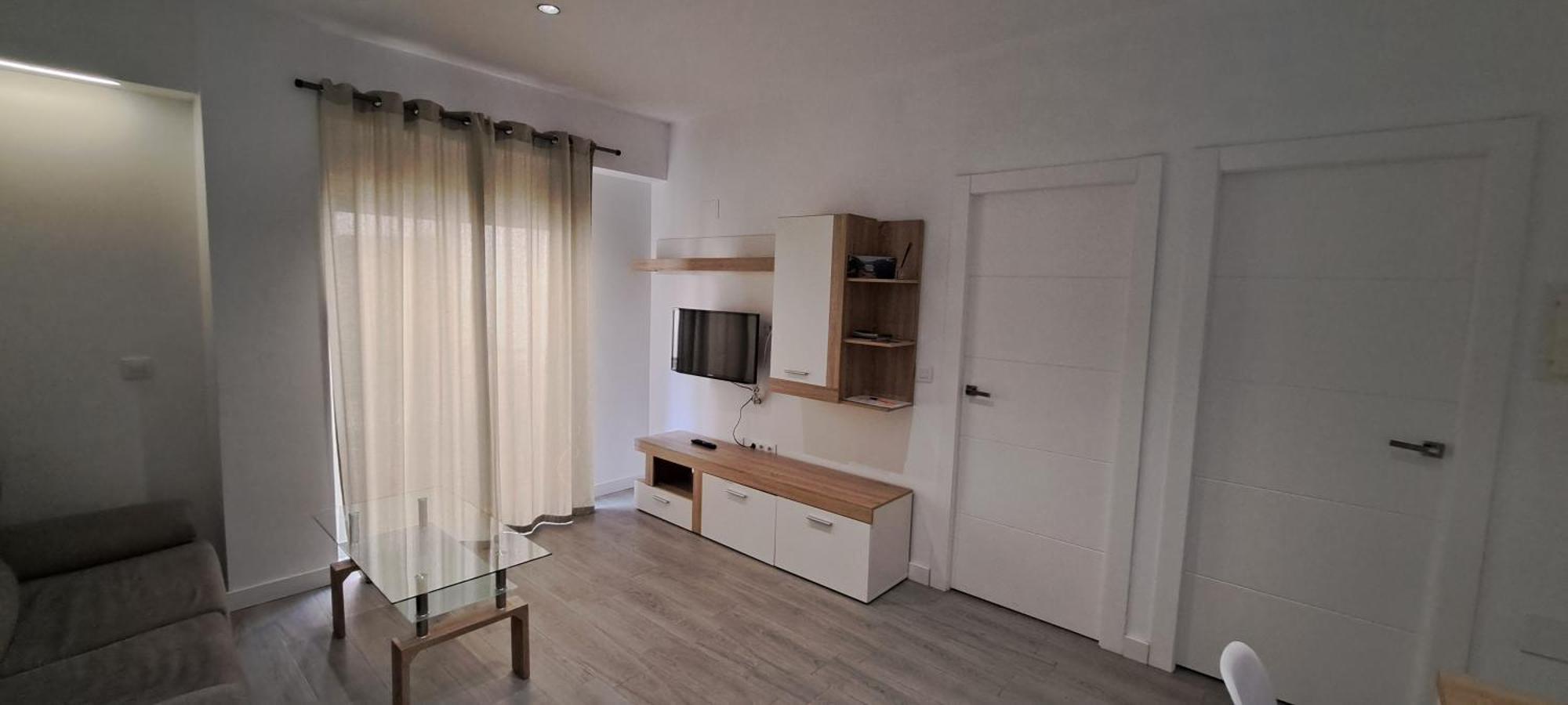 Acc Serrano 3 Aparcamiento Cercano Jaén Екстериор снимка